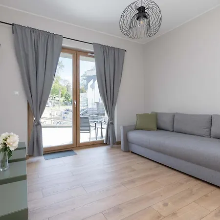 Exceptional With Parking In By Renters Gdynia